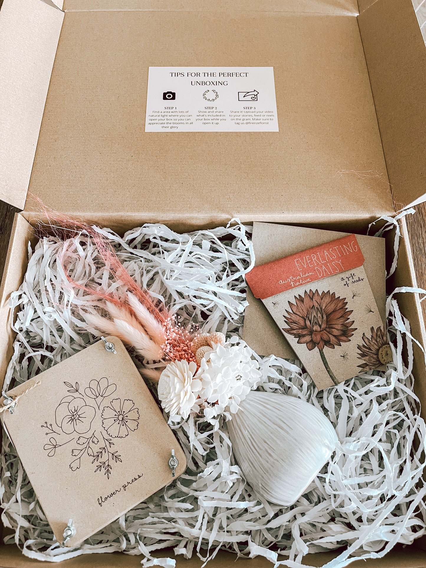 Everlasting gift box